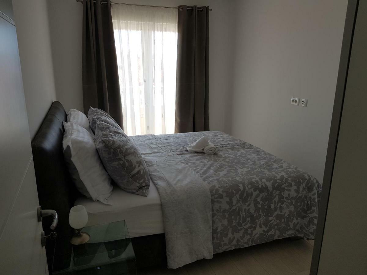 Apartmani Marella Donji Seget Exterior foto