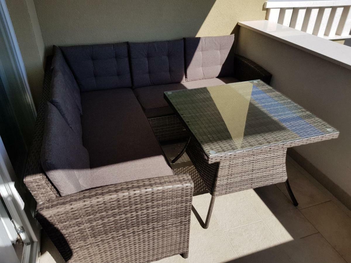 Apartmani Marella Donji Seget Exterior foto